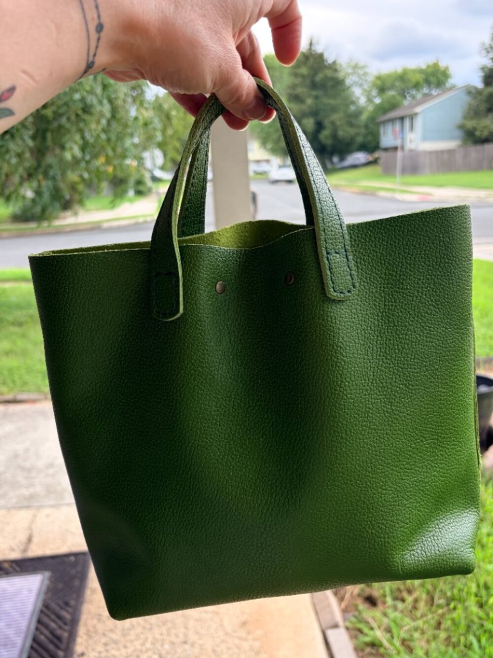 Portland Leather Goods mini crossbody mantis green - Picture 3 of 5